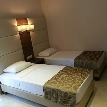 4-you Aparthotel 3*