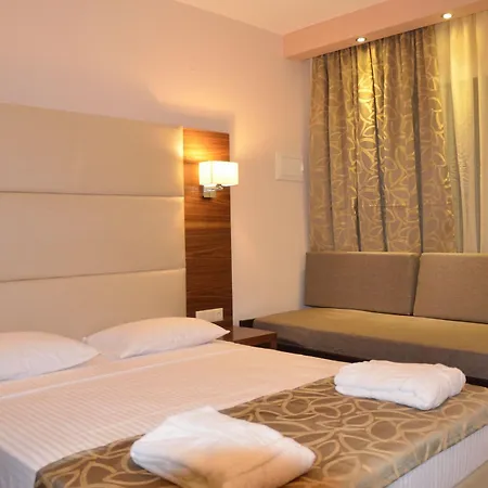 4-you Aparthotel 3*
