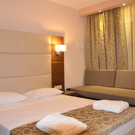 4-you Aparthotel 4*